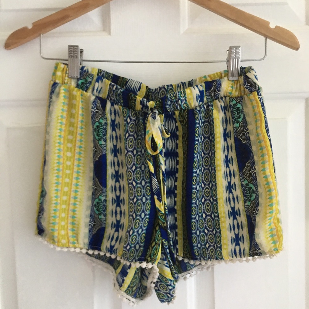 About a Girl Boho Tribal Print Embroidered Shorts